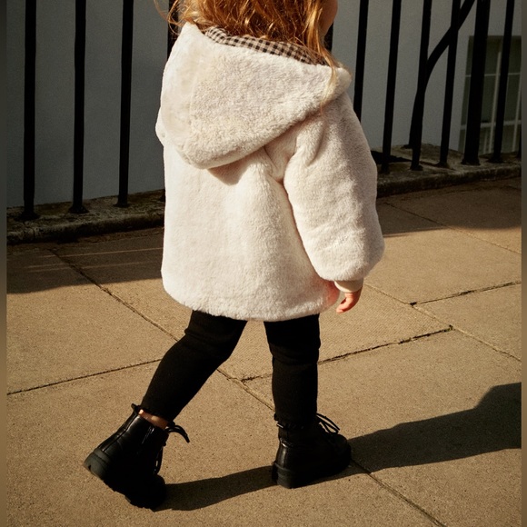 Zara Fur Jacket EUC 12-18mos - Picture 3 of 13